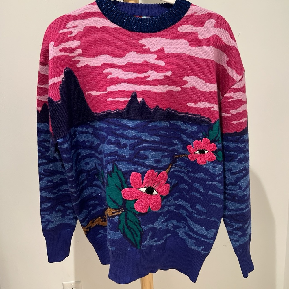 Mukzin Sweater with Sequin Eye Flowers and Landscape